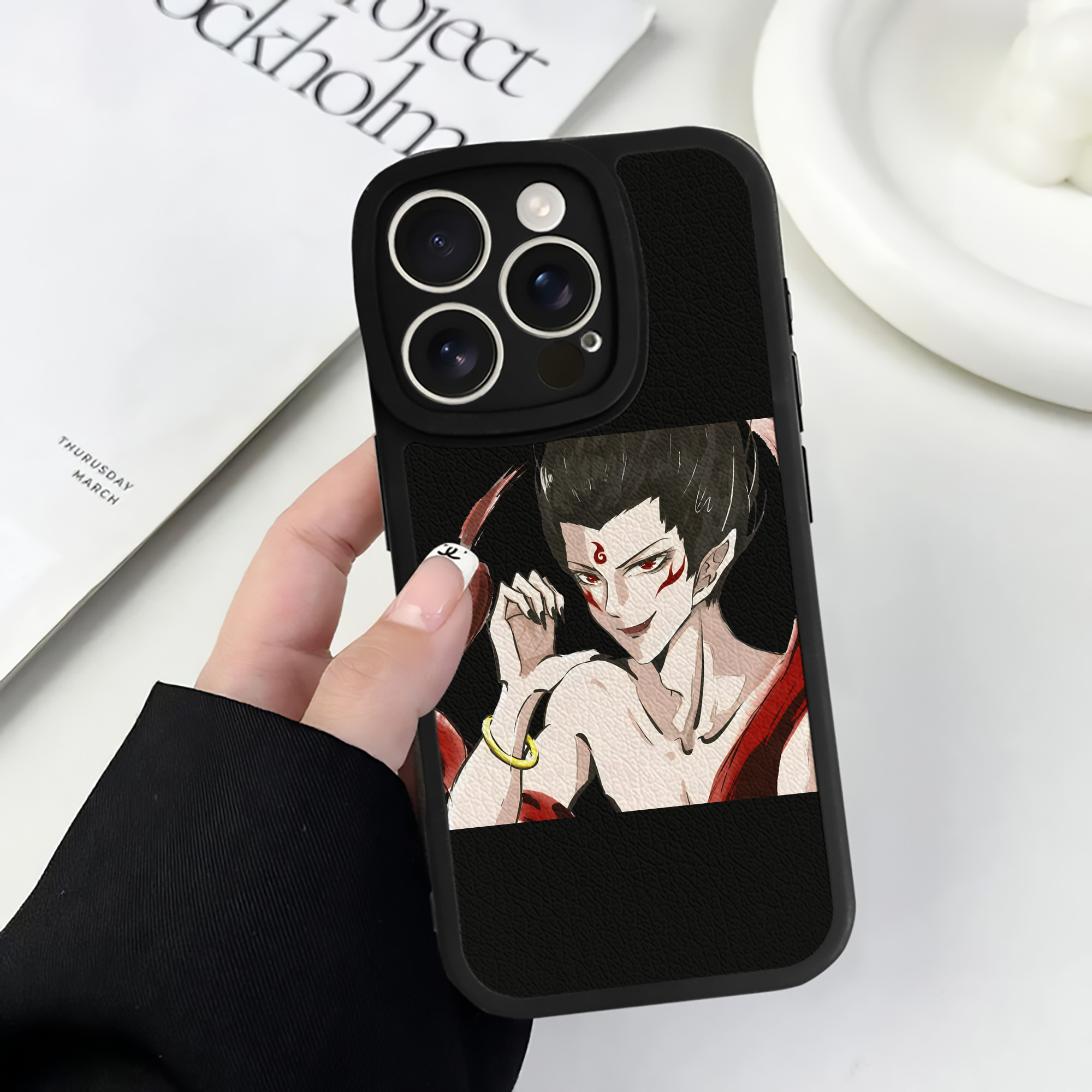 （画像用） Ne Zha 2 ナタ 魔童の大暴れ 【iPhone 16シリーズ対応】シリコンスマホケース（レザー調） 材質：シリコン